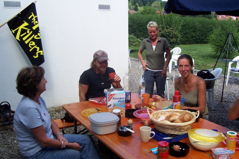 Frühstück unter freiem Himmel